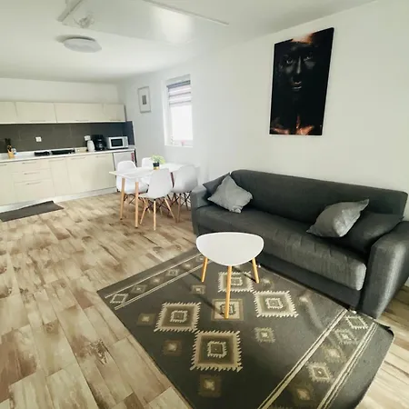 3c Delux 3 Apartment *