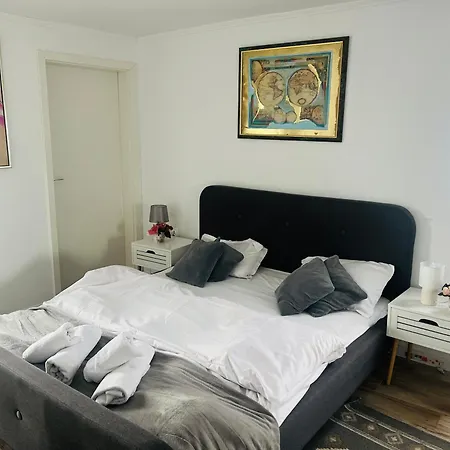 3c Delux 3 * Brasov